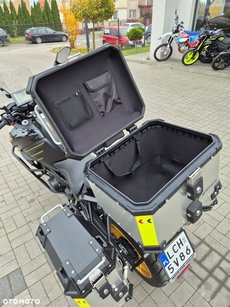 QJMOTOR SRT900SX - 17