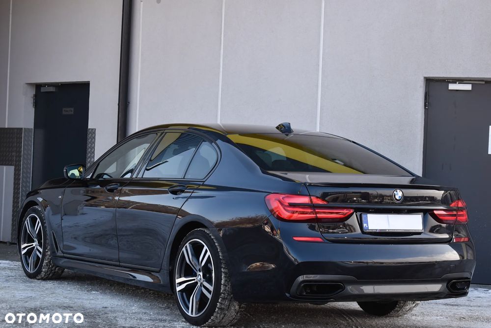 BMW Seria 7 740d xDrive - 22