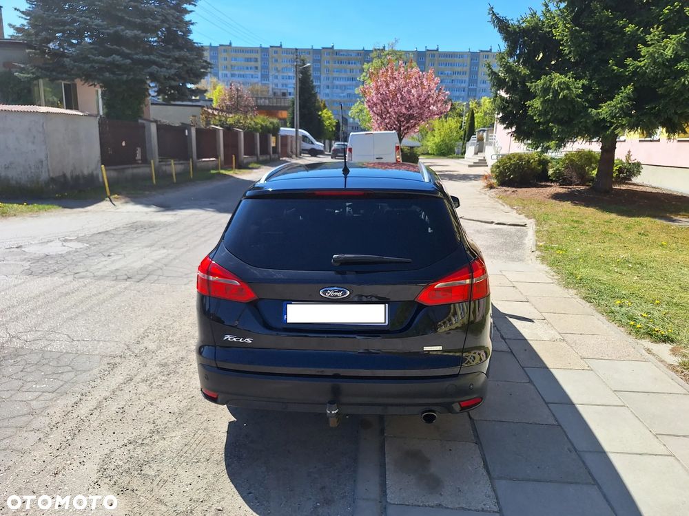 Ford Focus 1.5 EcoBoost Titanium ASS - 3