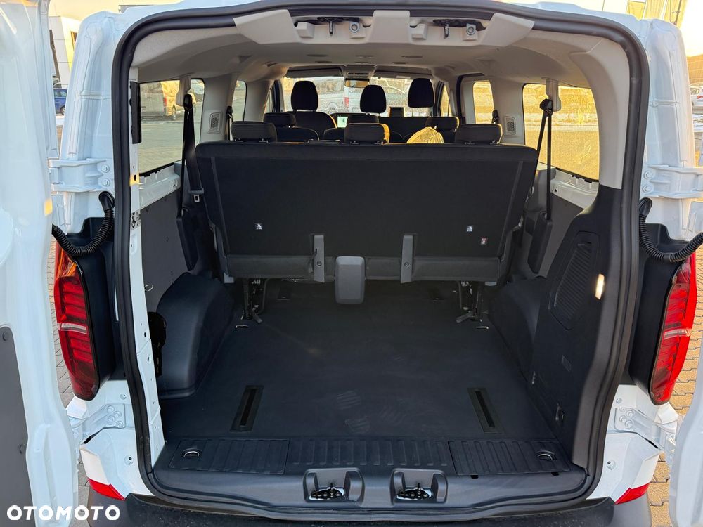 Volkswagen Transporter Kombi L2H1 - 40