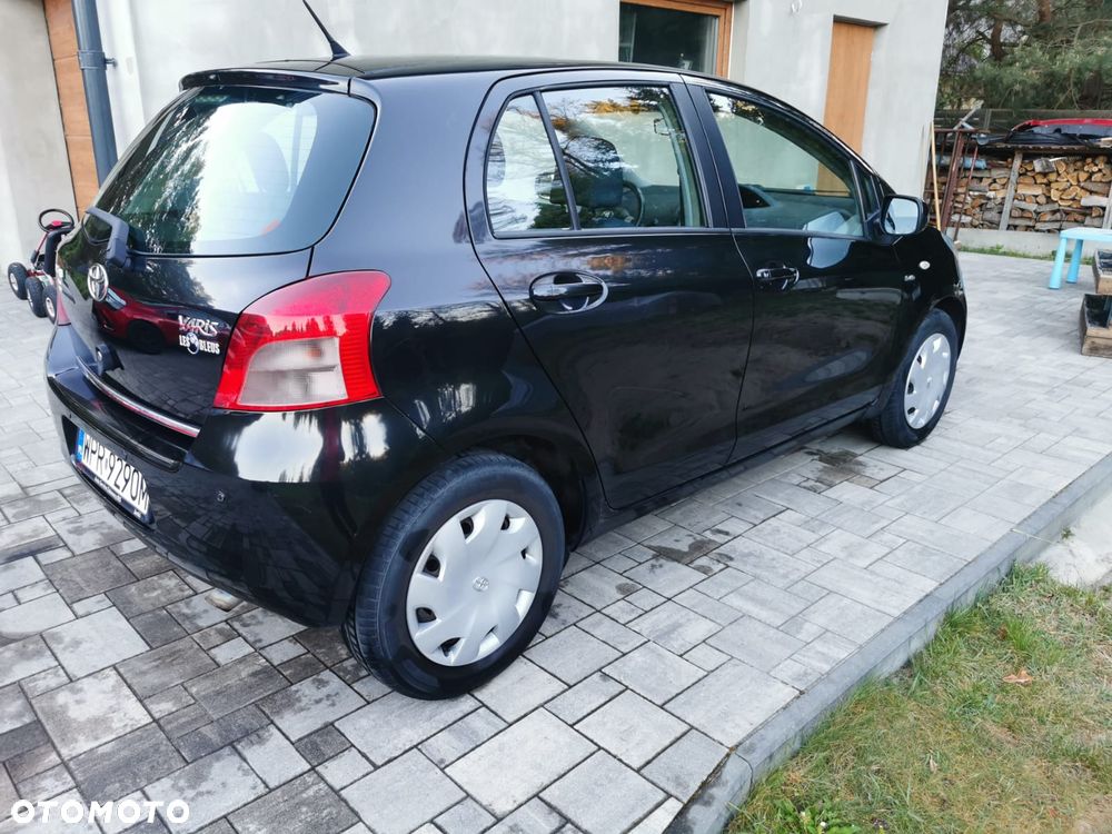 Toyota Yaris - 6