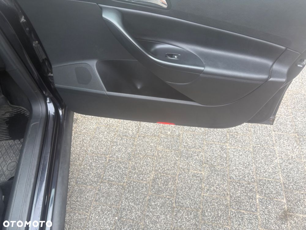 Volkswagen Passat 2.0 TDI DPF Highline DSG - 17