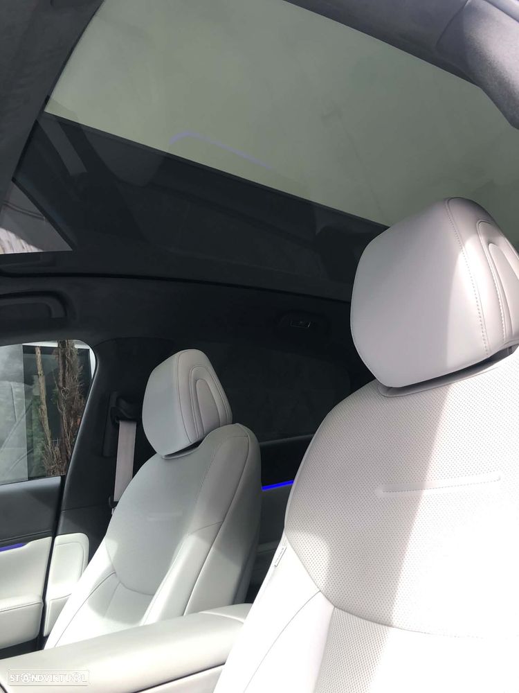 Xpeng G6 80.8 kWh Long Range - 23