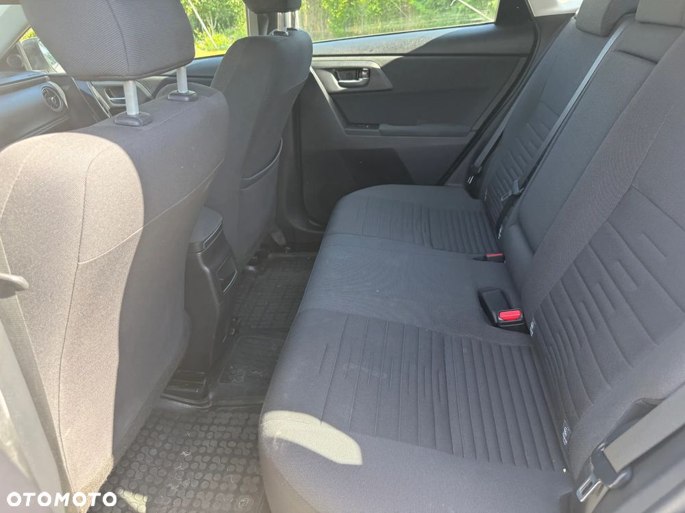 Toyota Auris 1.6 Classic Plus - 13