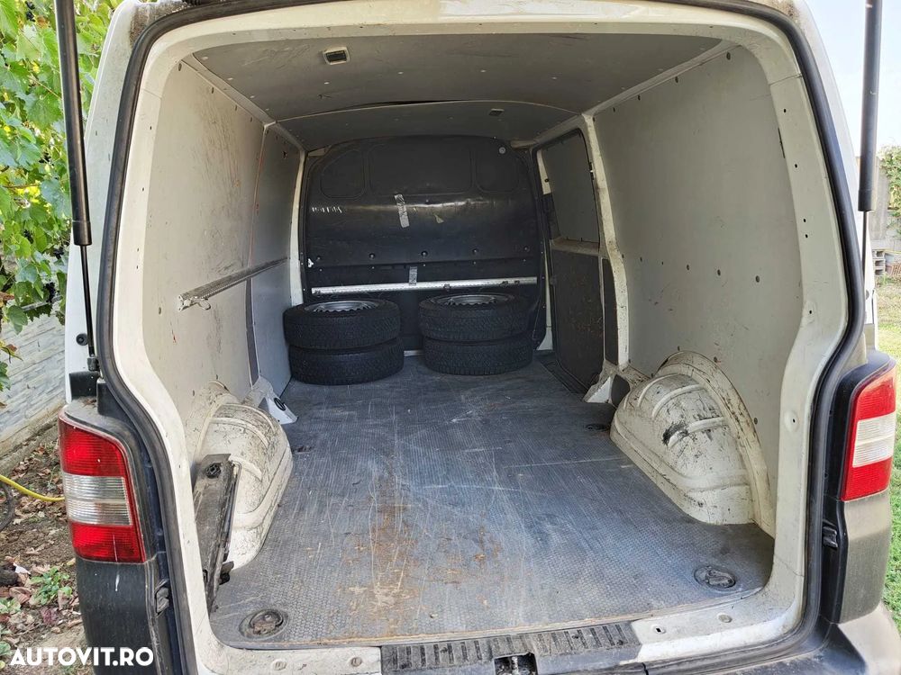 Volkswagen Transporter - 7
