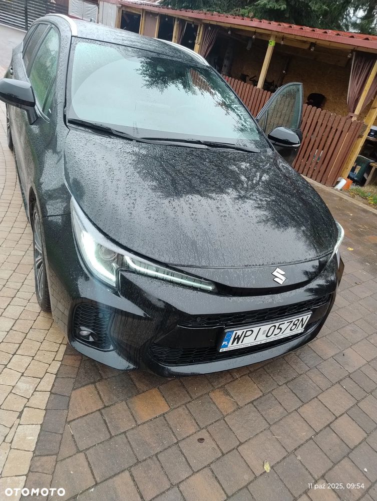 Suzuki Swace 1.8 Hybrid Premium Plus CVT - 12
