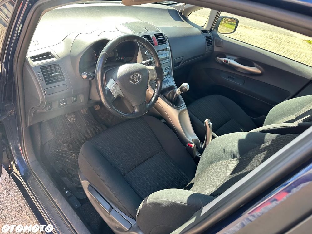 Toyota Auris 2.0 D-4D Prestige - 8