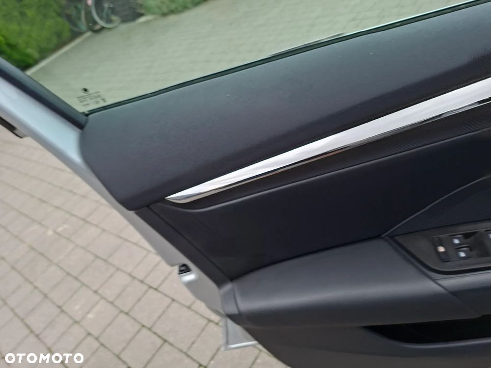 Skoda Octavia 2.0 TDI Style DSG - 20