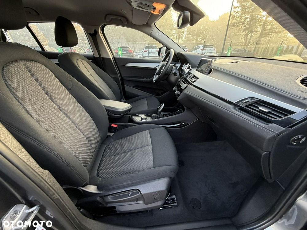 BMW X2 sDrive18d - 36