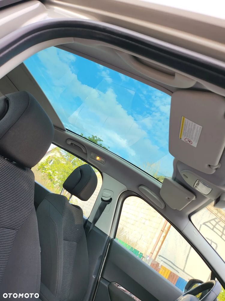 Peugeot 5008 1.6 THP Allure 7os - 24