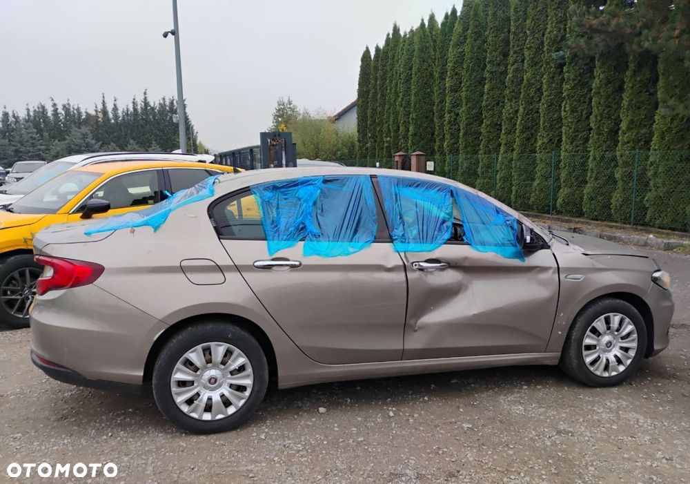 Fiat Tipo - 22