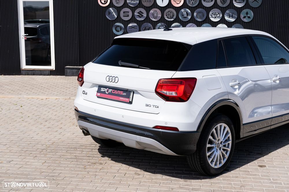 Audi Q2 30 TDI S tronic - 8
