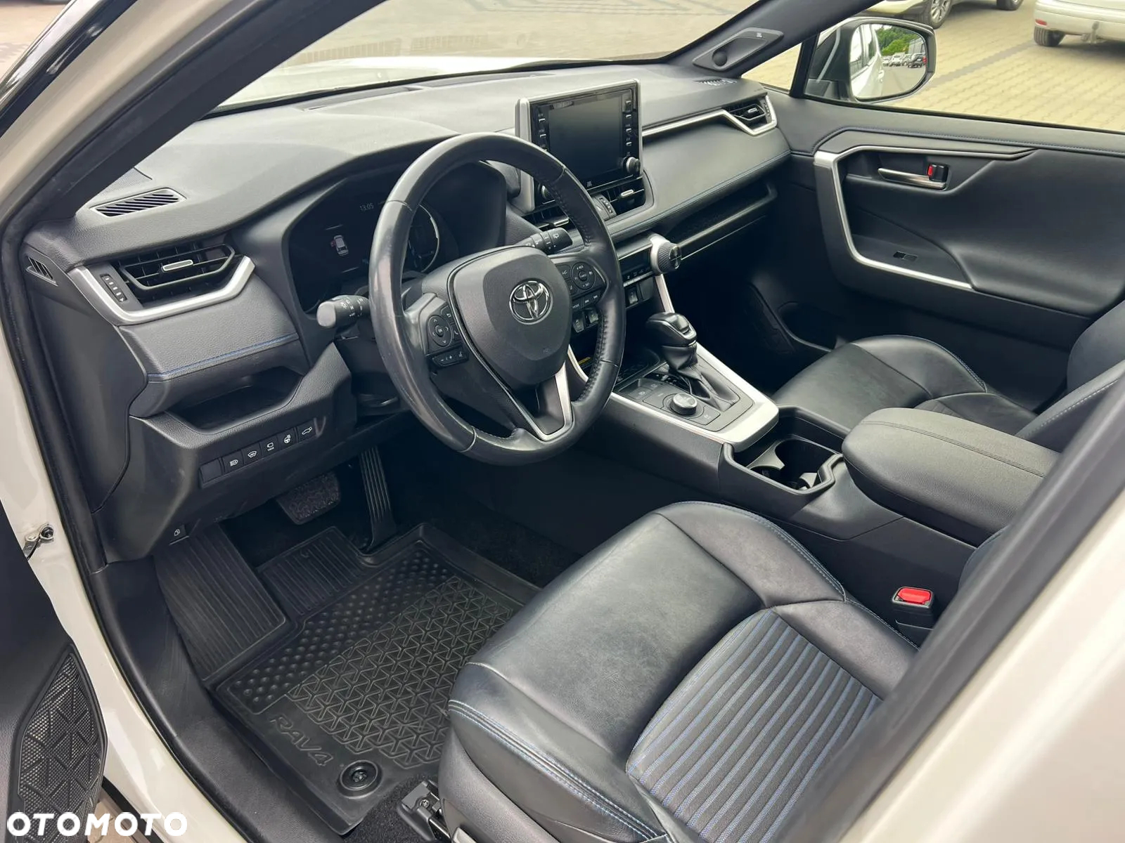 Toyota RAV4 2.5 4x4 Hybrid Style Selection - 9