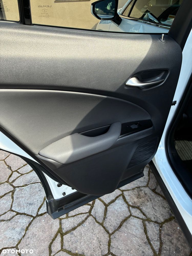 Lexus UX 250h F Sport 2WD - 27