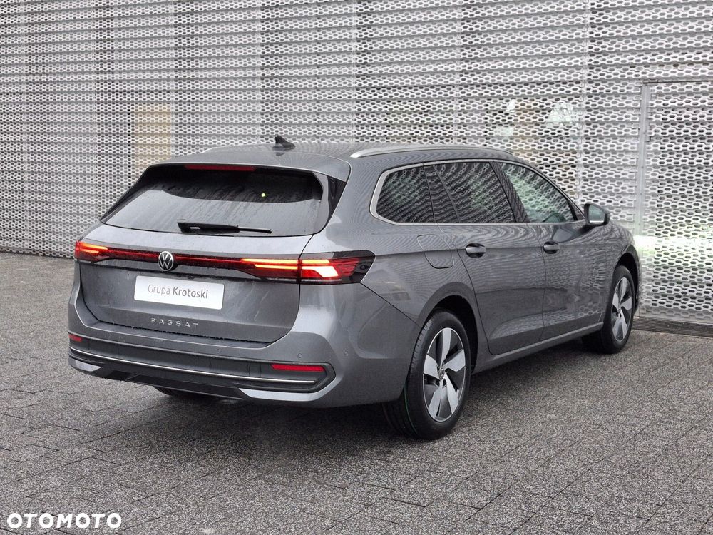 Volkswagen Passat - 7