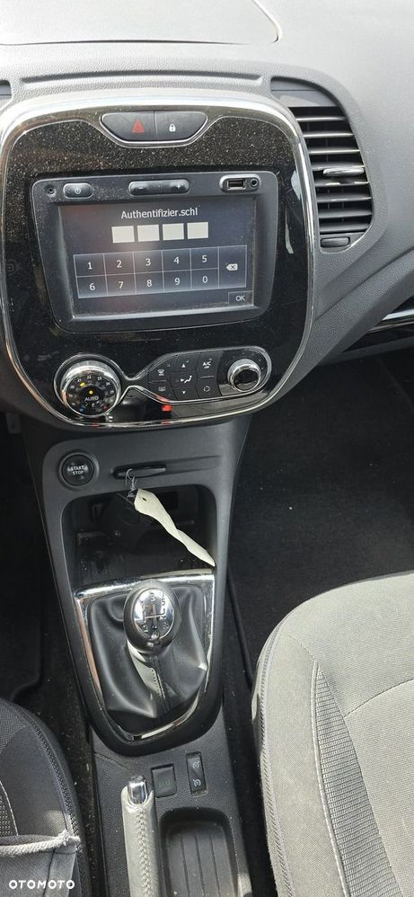Renault Captur - 16