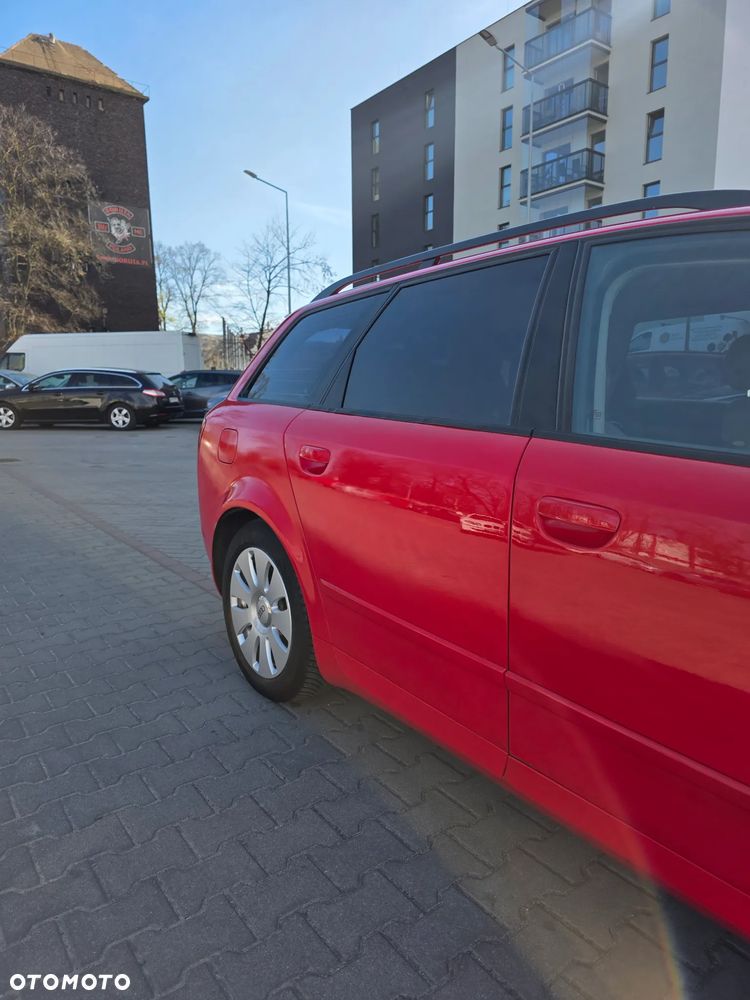 Audi A4 Avant 1.8T Quattro - 12