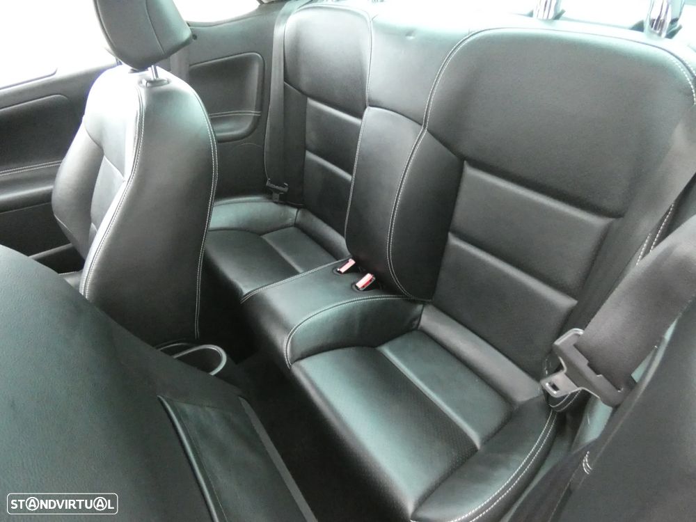 Peugeot 207 CC 1.6 HDi FAP Sport - 15