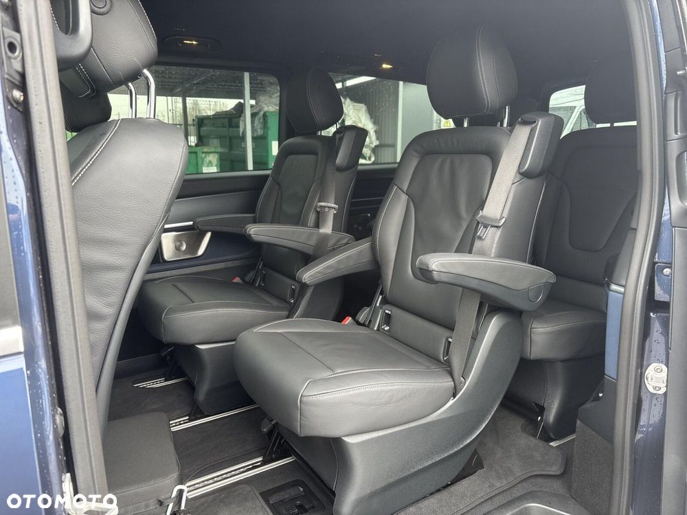 Mercedes-Benz EQV - 25