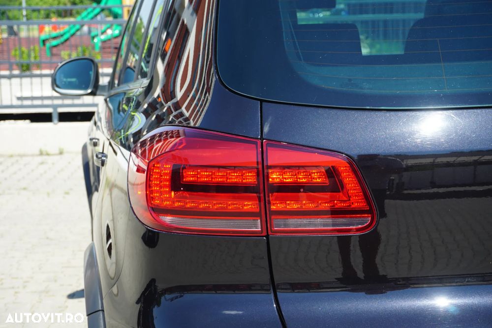 Volkswagen Tiguan 2.0 TDI SCR 4MOTION BlueMotion Technology DSG Lounge Sport & Style - 13