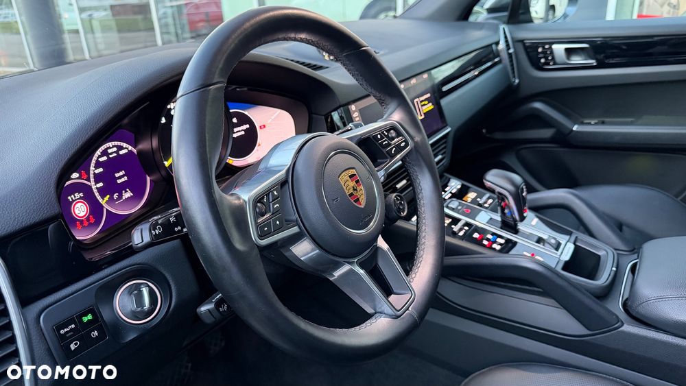 Porsche Cayenne Platinum Edition - 8