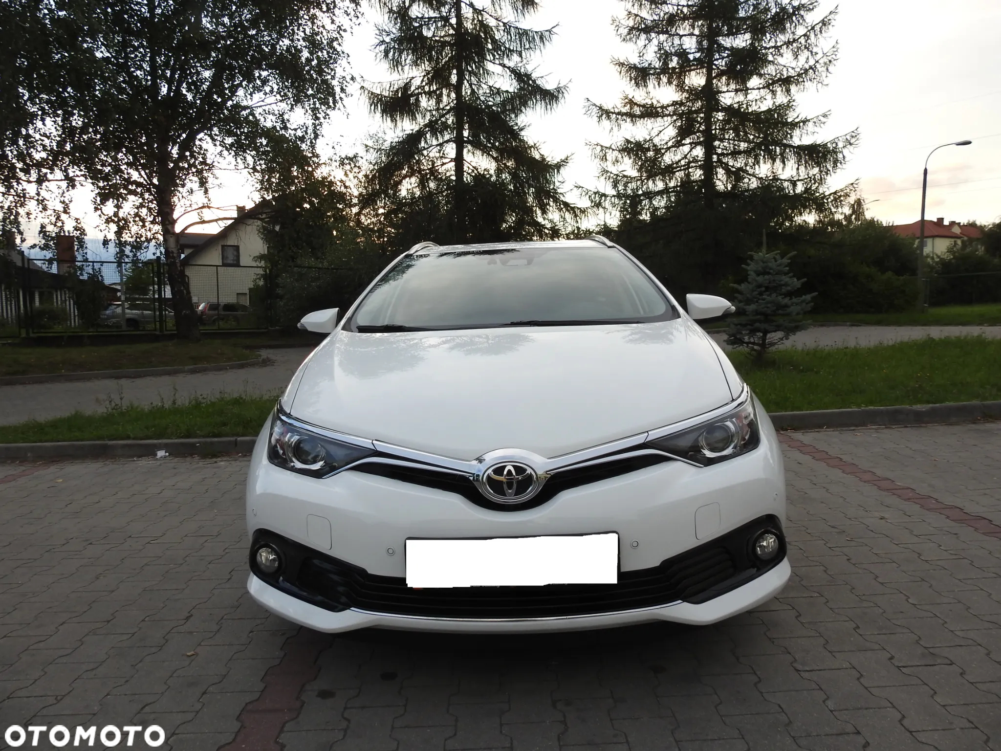 Toyota Auris 1.2 T Premium - 2