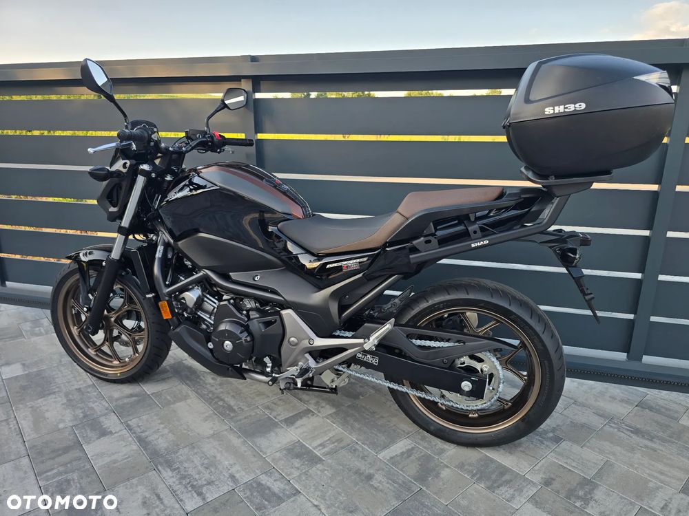Honda NC - 6