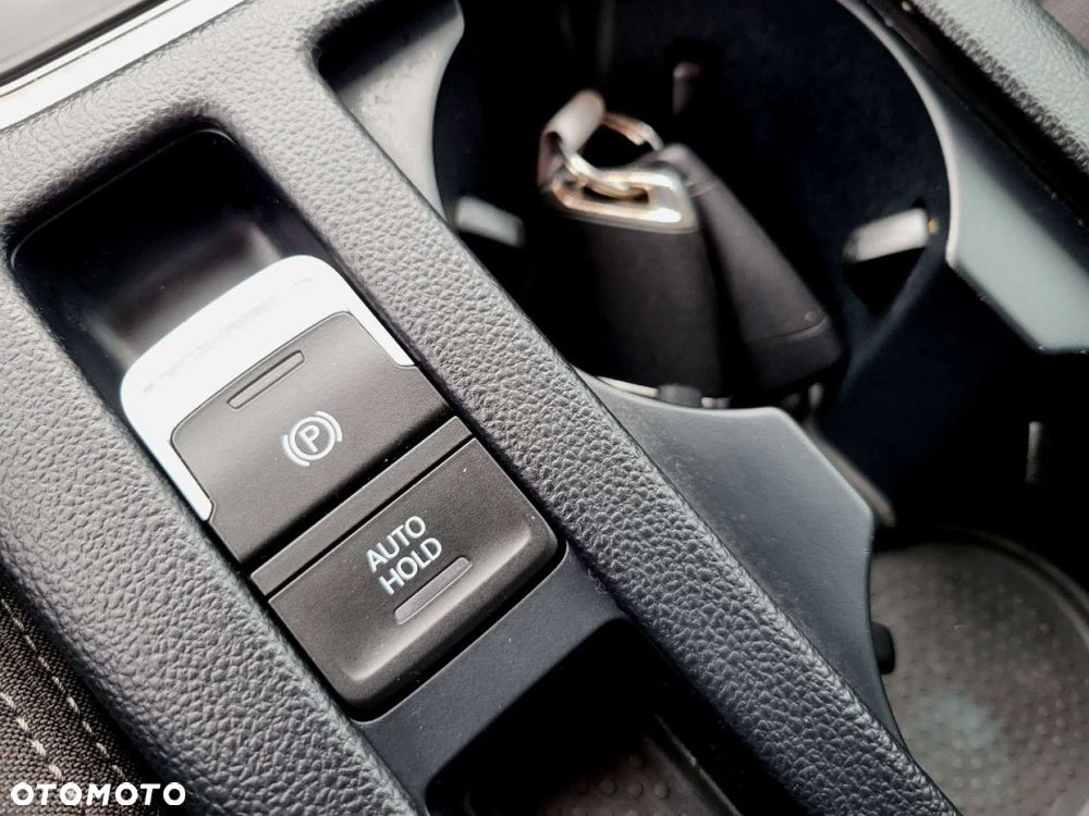 Volkswagen Passat - 35