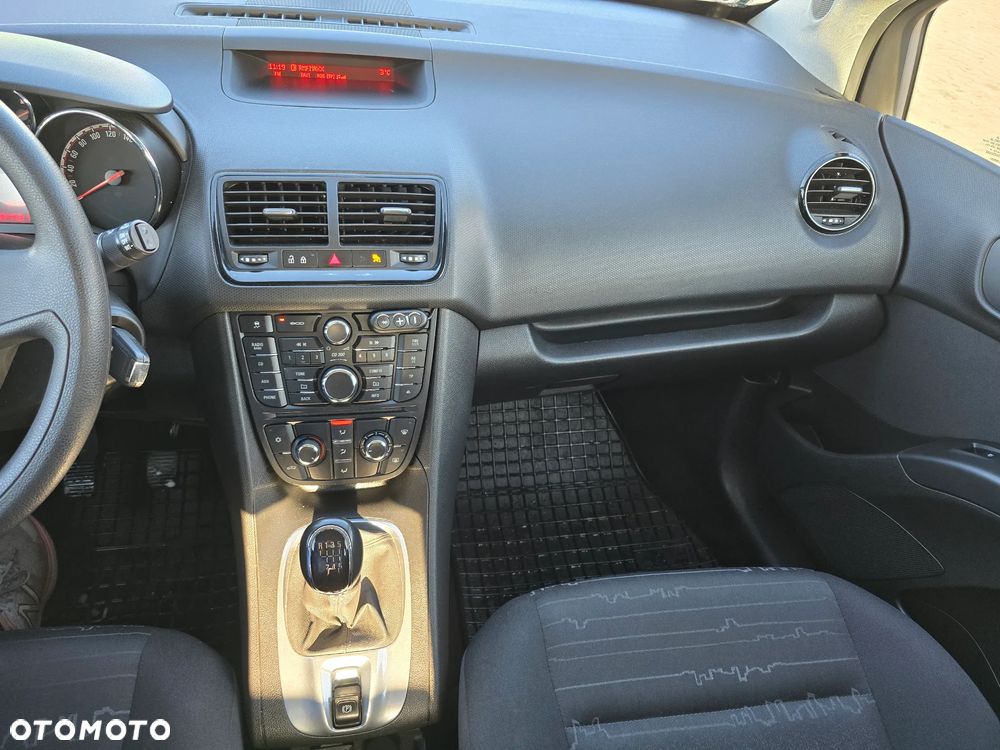 Opel Meriva 1.6 CDTI Essentia S&S - 9