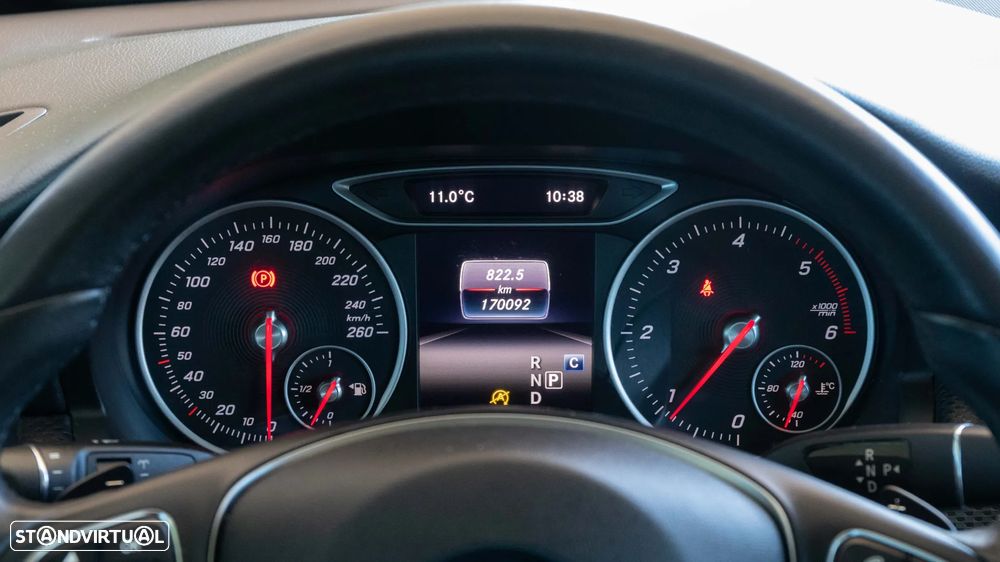 Mercedes-Benz A 180 d 7G-DCT Urban - 6