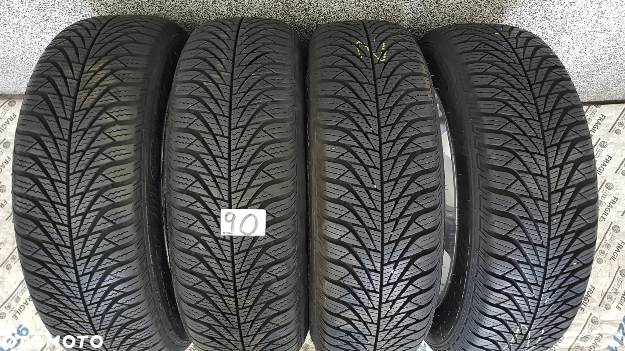 KOŁA CAŁOROCZNE CITROEN C1 TOYOTA AYGO PEUGOT 1008 4X100 155/65R14 5,5JX14 ET35 - 32