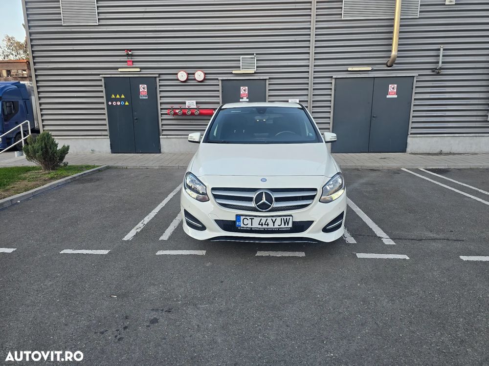 Mercedes-Benz B - 2