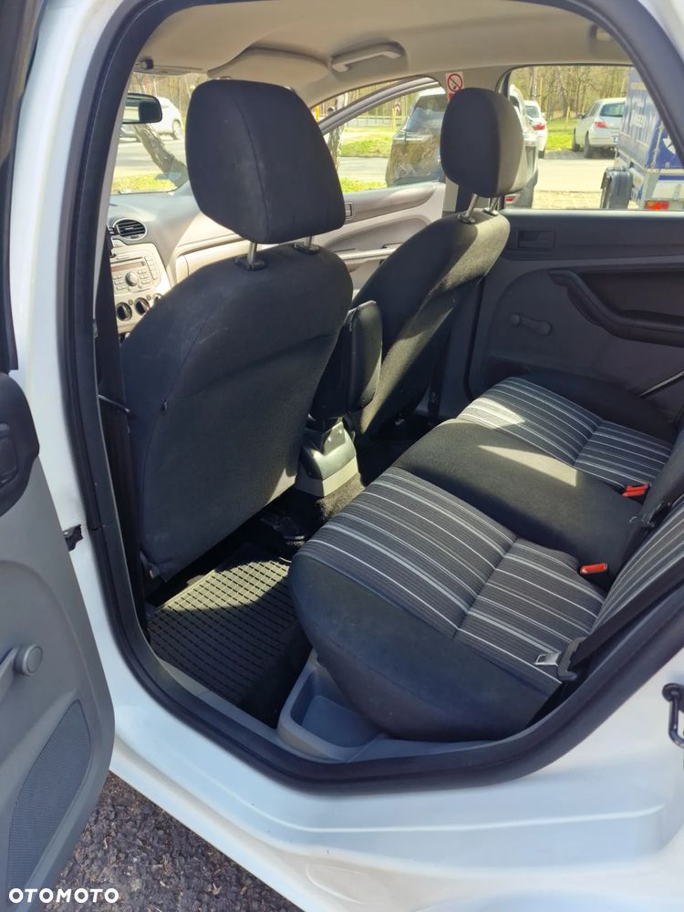 Ford Focus 1.6 TDCi Trend - 9