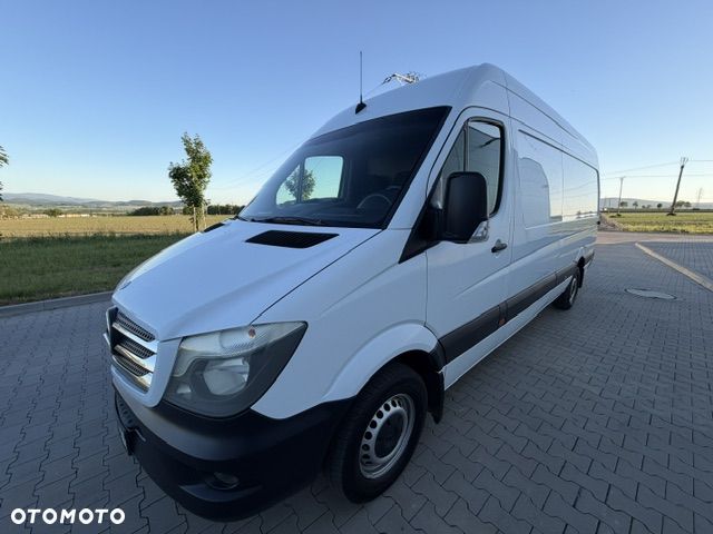Mercedes-Benz SPRINTER 316 - 11