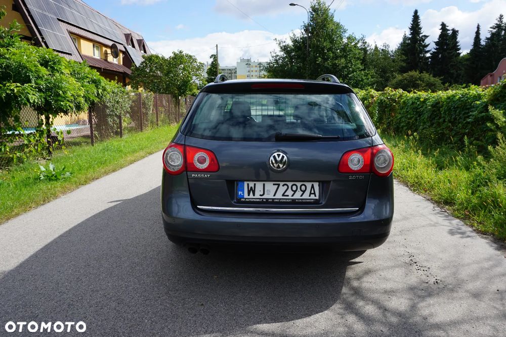 Volkswagen Passat 2.0 TDI Comfortline - 4