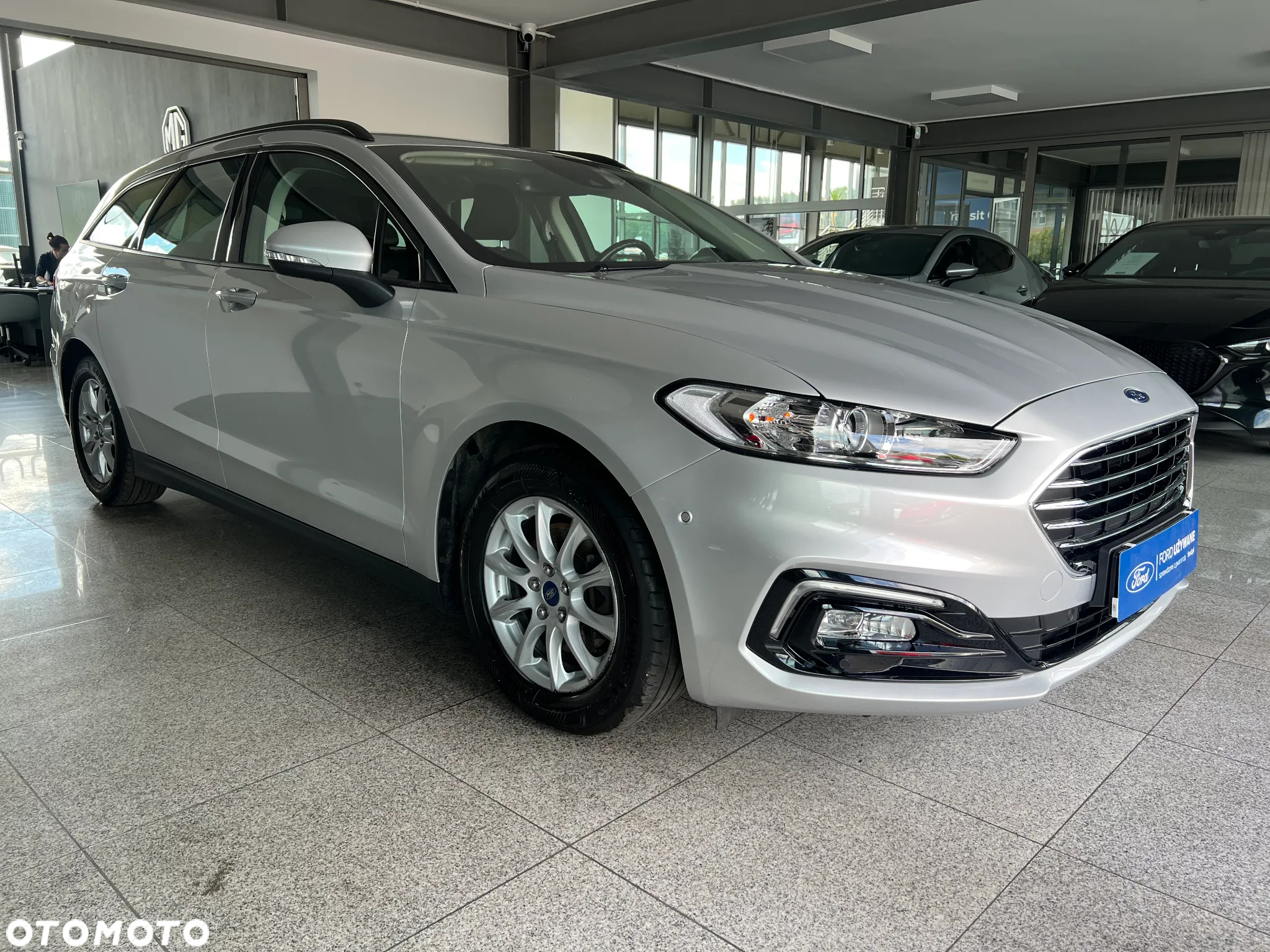 Ford Mondeo 2.0 EcoBlue Titanium - 4