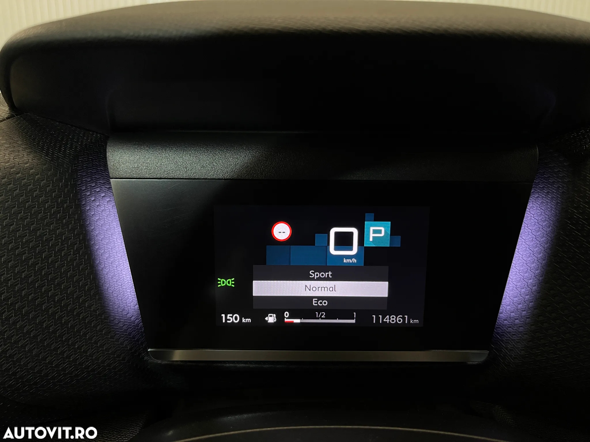 Citroën C4 1.5 BlueHDi S&S EAT8 Feel Pack - 31