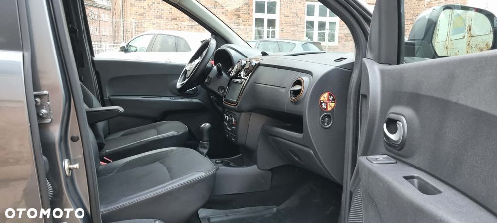 Dacia Lodgy SCe 100 Stepway - 7