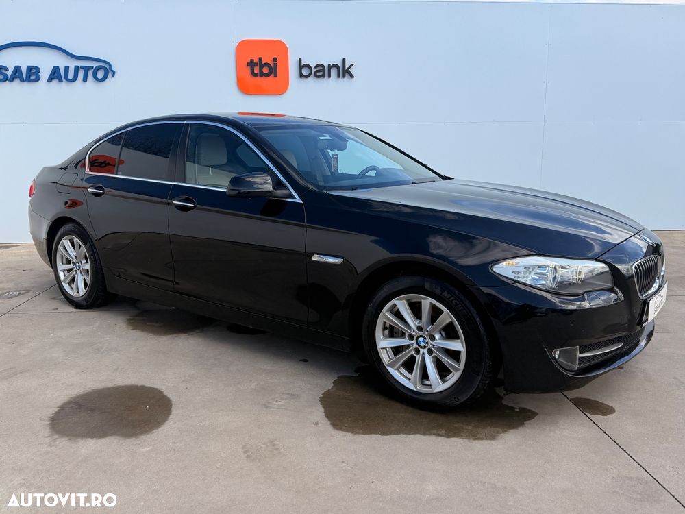 BMW Seria 5 530d xDrive Aut. - 15