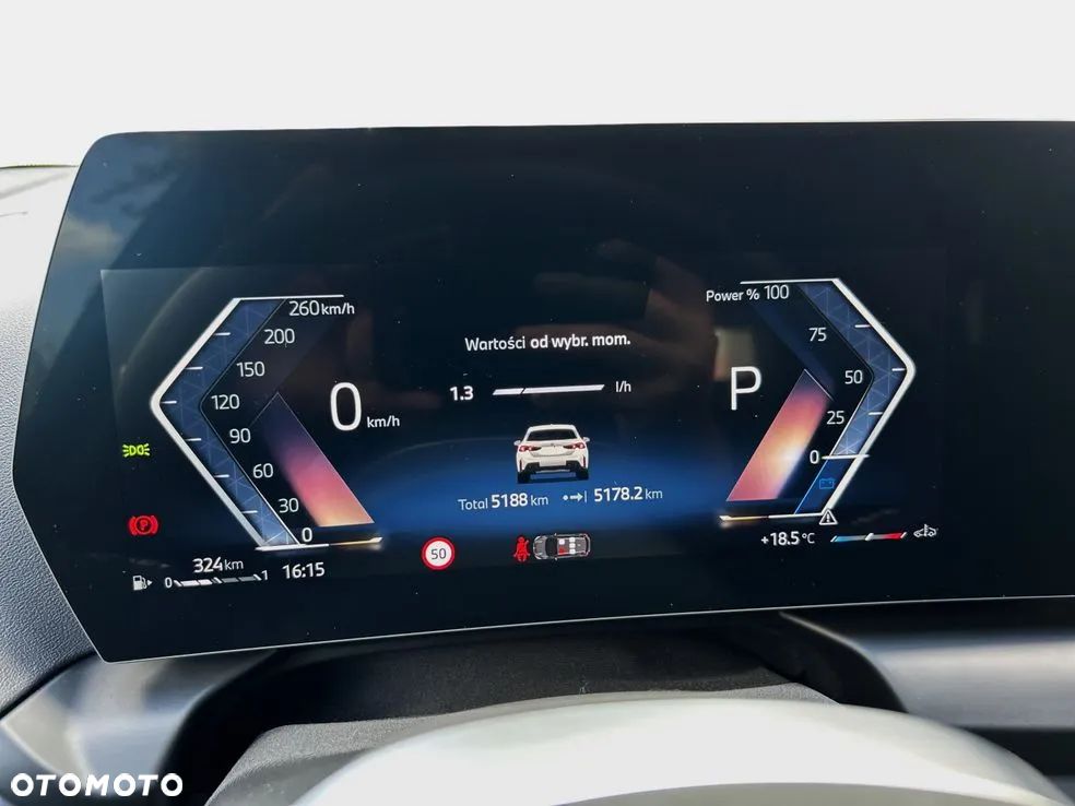 BMW Seria 1 120 mHEV - 23