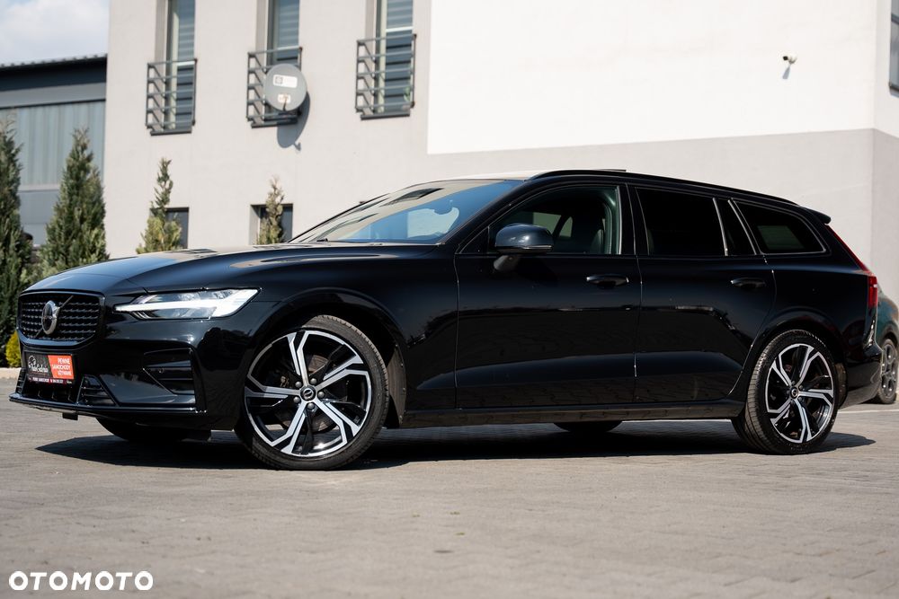 Volvo V60 B4 B DKG Ultimate Dark - 9