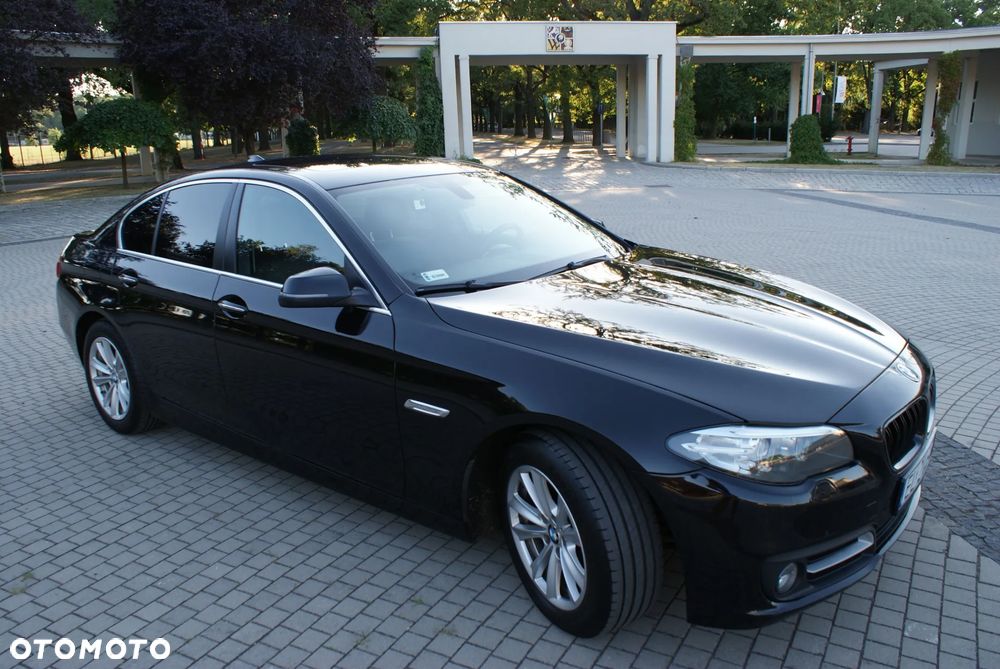 BMW Seria 5 528i Sport-Aut Luxury Line - 6