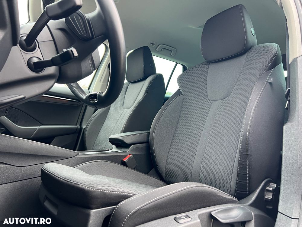 Skoda Octavia 2.0 TDI DSG Clever - 16