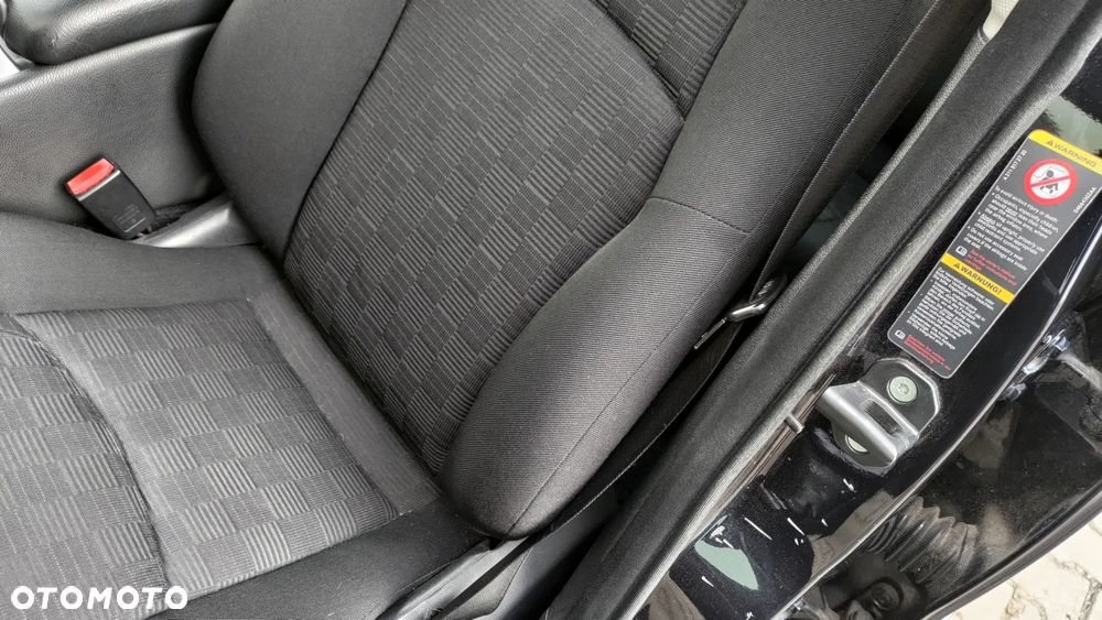 Mercedes-Benz Klasa C 180 Kompressor Avantgarde Sport Edition - 22