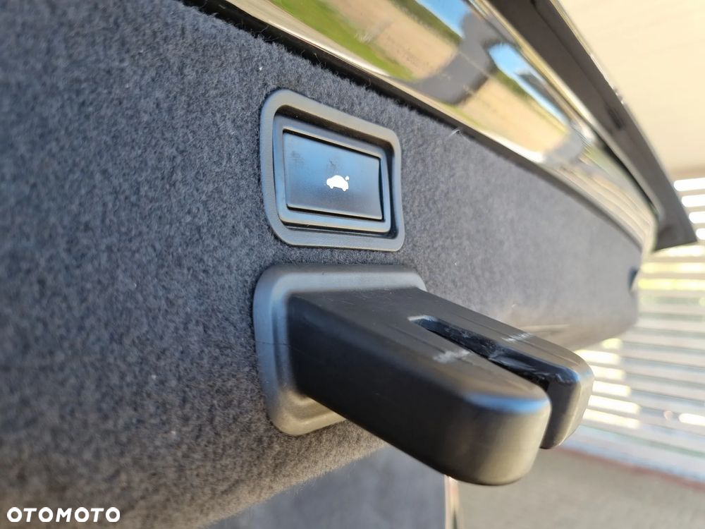 Audi S8 5.2 FSI Quattro - 33