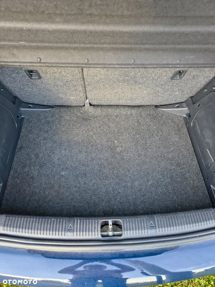 Skoda Fabia 1.2 HTP FAMILY - 10