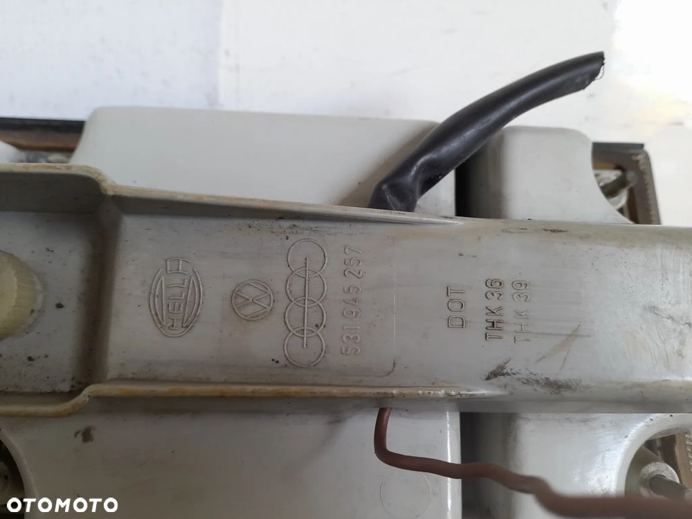 Lampa prawy tył Volkswagen Scirocco MK1 Hella 531945096 - 8