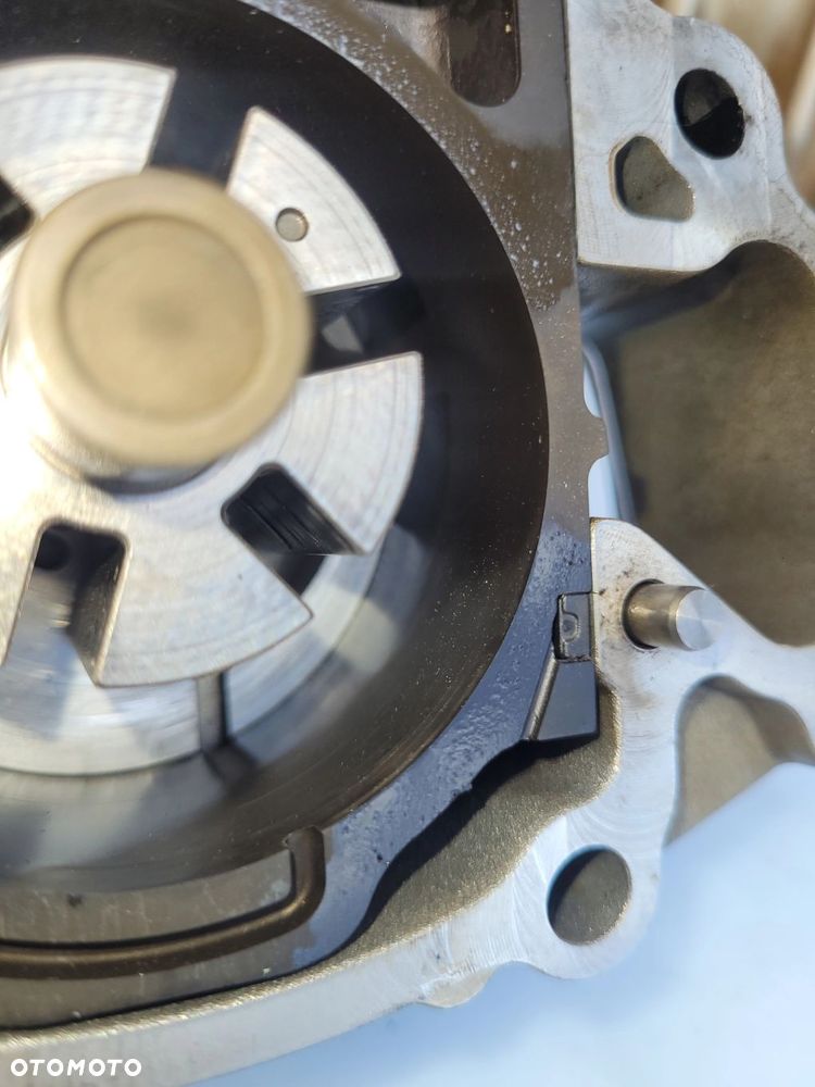 POMPA OLEJU BMW F30 N20B20 N20 2.0B 7632111 - 3