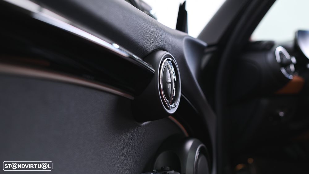 MINI 3 Portas John Cooper Works Auto Desportiva - 56