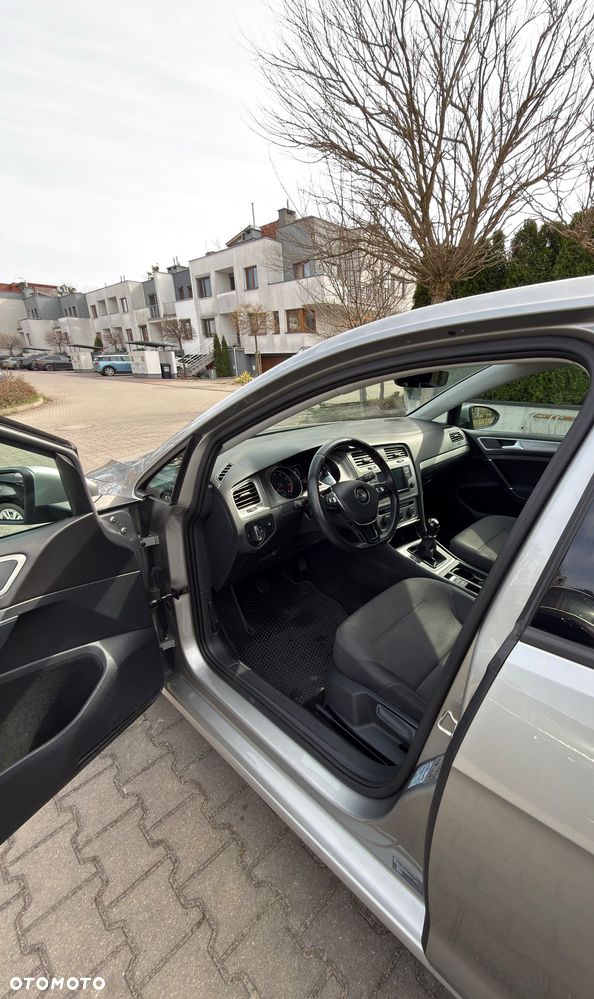Volkswagen Golf 1.4 TSI BMT Comfortline - 11